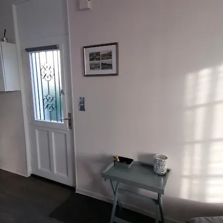 A La 